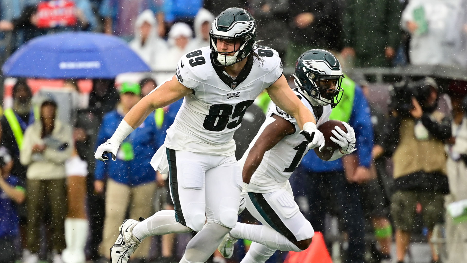 Eagles' tight end Jack Stoll has become a real weapon in the run game – NBC  Sports Philadelphia