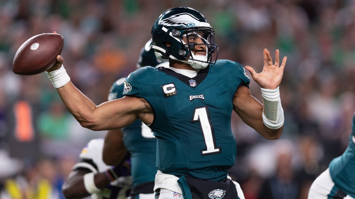 Offense Struggles as Cowboys Dominate Eagles on Monday Night Football –  NBC10 Philadelphia