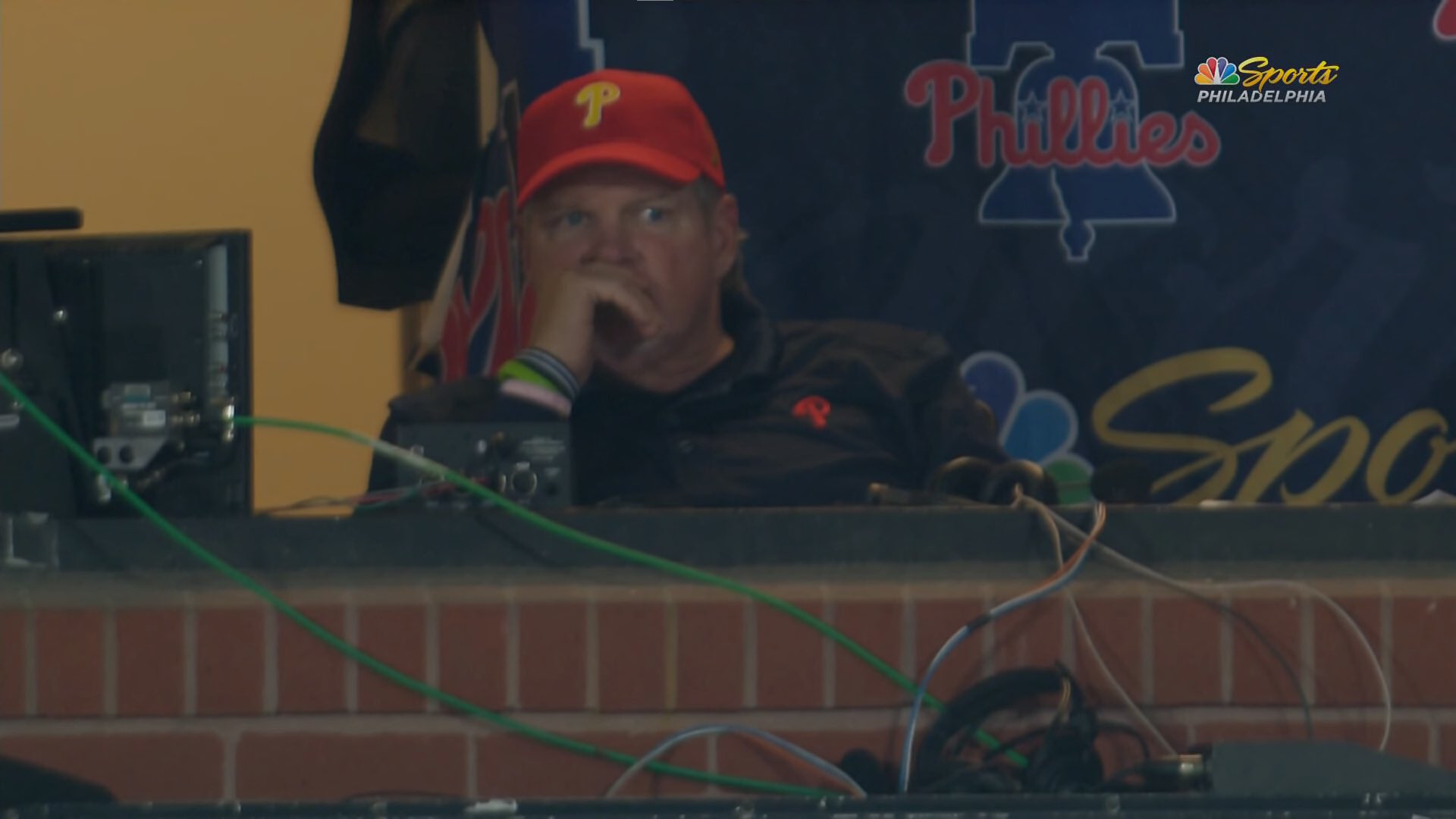Phillies TV announcer John Kruk and the St. Louis Arch, explained