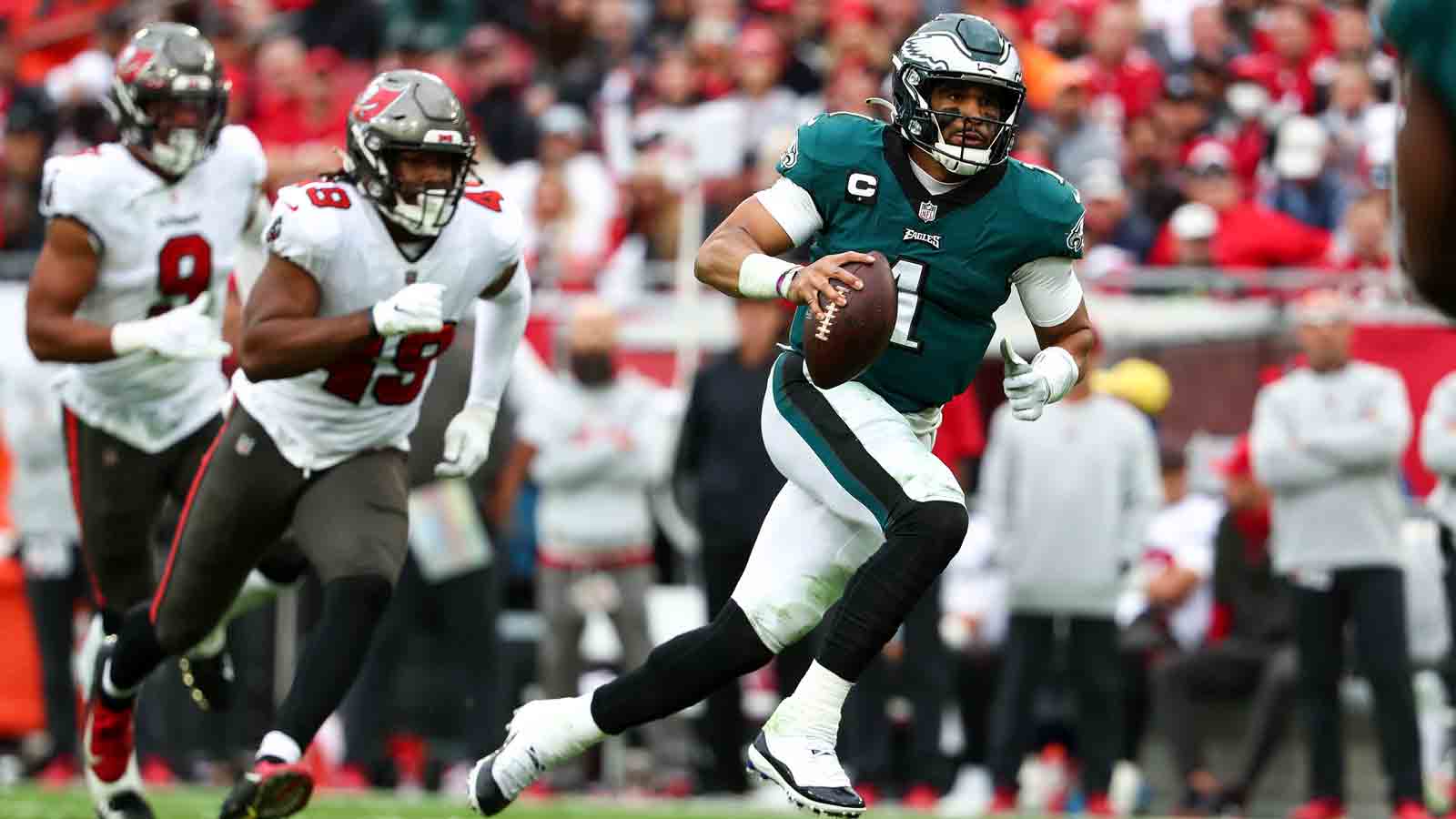 Eagles-Buccaneers: Start time, channel, how to watch and stream 'Monday Night  Football'