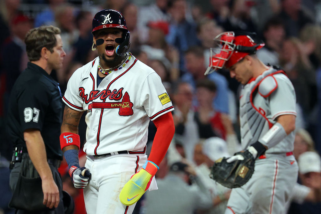 5-at-10: Fab 4 picks, scorching Phillies make Game 1 a must-win for Braves,  more golf drama