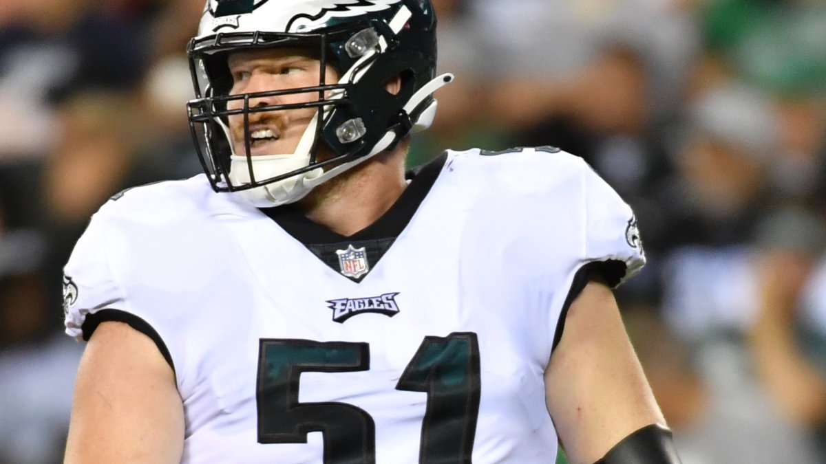 Eagles right guard Cam Jurgens expected to miss multiple weeks
