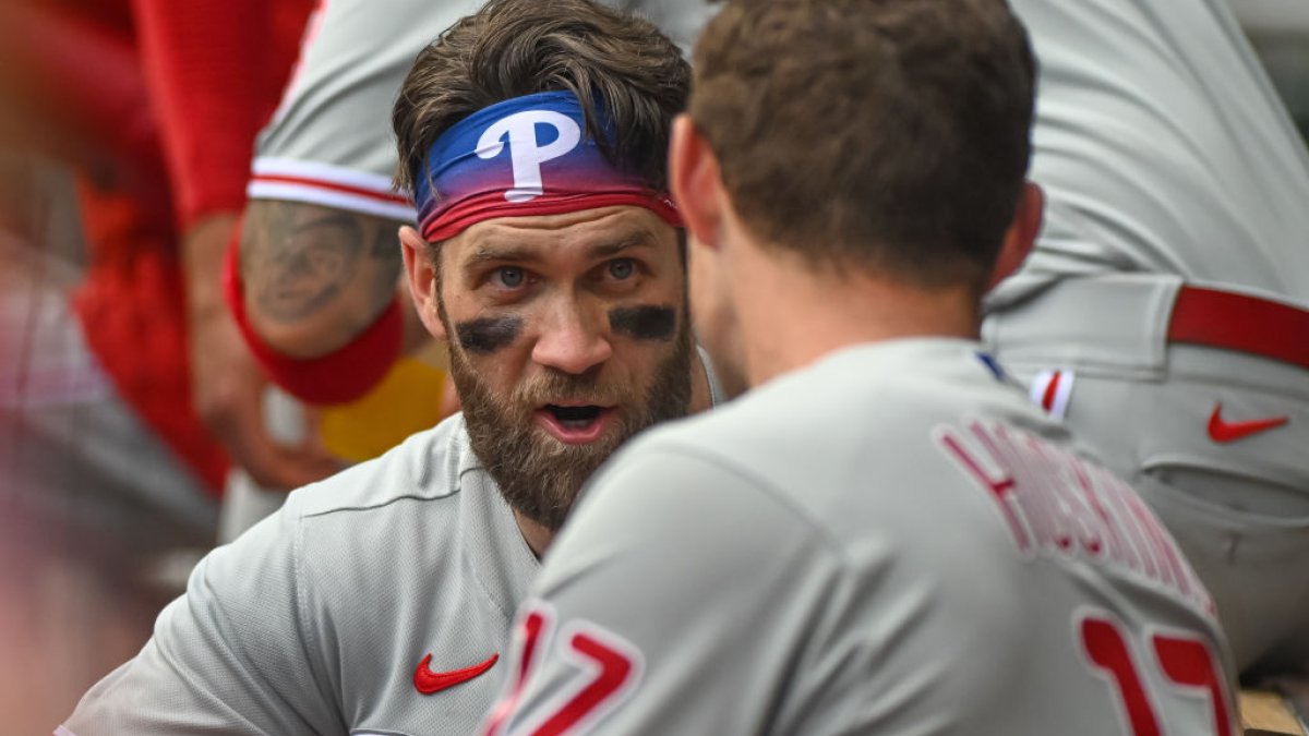 Phillies zagra z Bryce’em Harperem w 1B, co prawdopodobnie oznacza koniec kadencji Rhysa Hoskinsa – NBC Sports Philadelphia