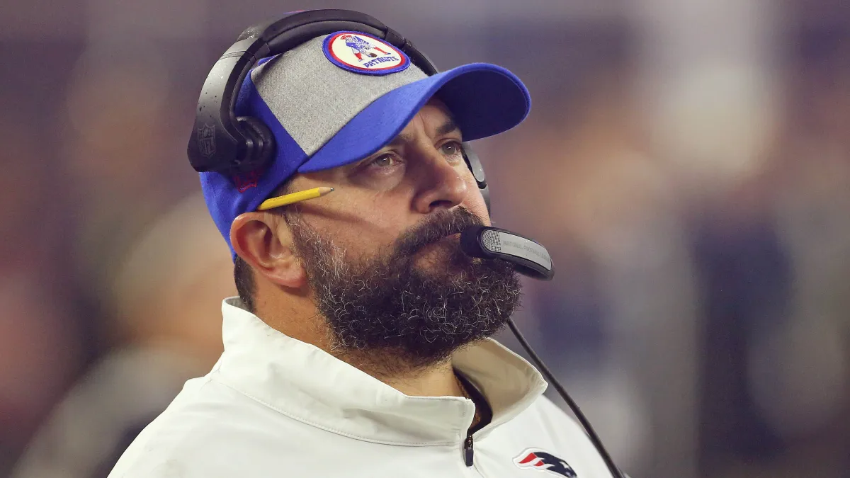 Report: Eagles replace Sean Desai with Matt Patricia amid defensive  struggles