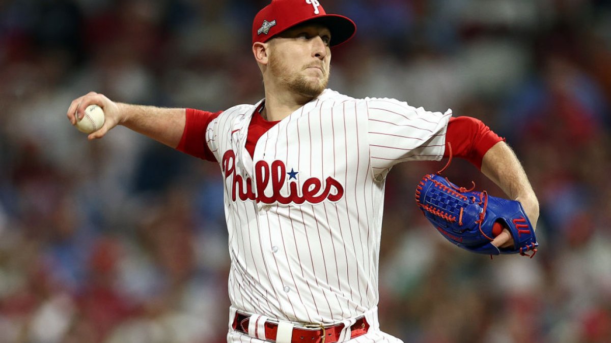 Phillies agree to contracts with Ranger Suarez, Jeff Hoffman to avoid ...