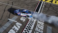 NASCAR Power Rankings: Kyle Larson rises after dominant Las Vegas performance
