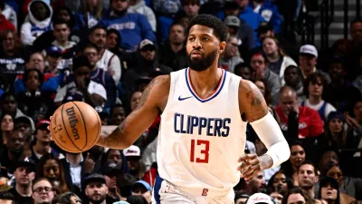 Sixers sign Paul George, fans react