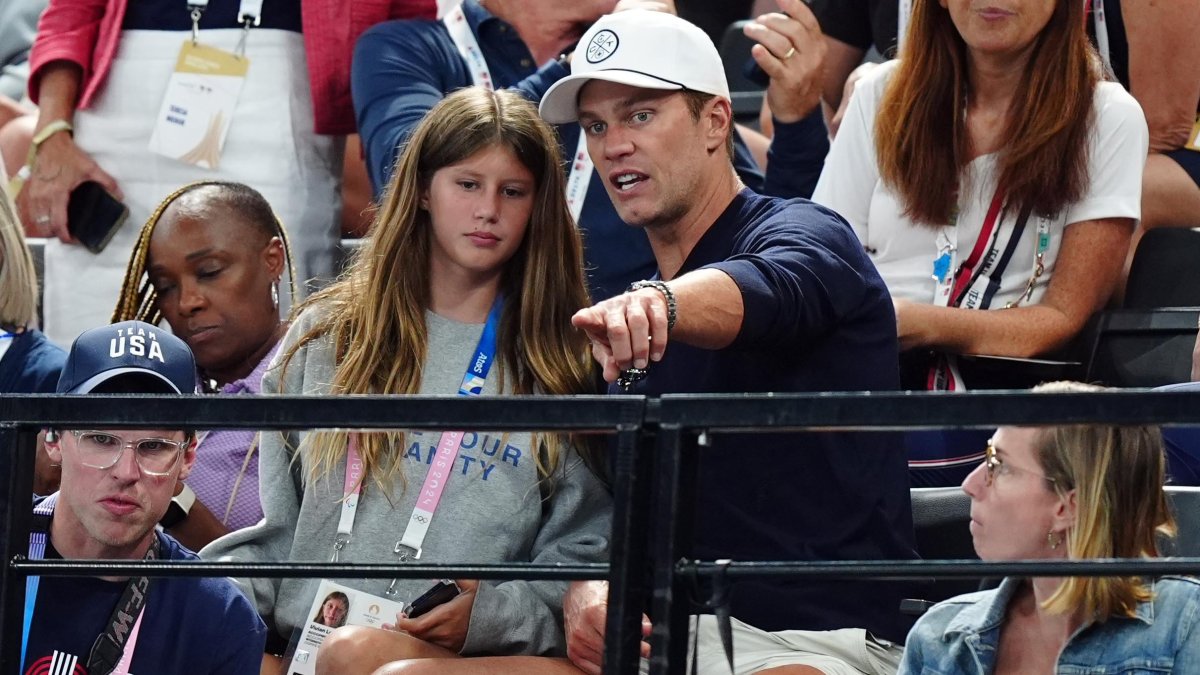 Tom Brady watches Simone Biles’ final competition in 2024 Olympics