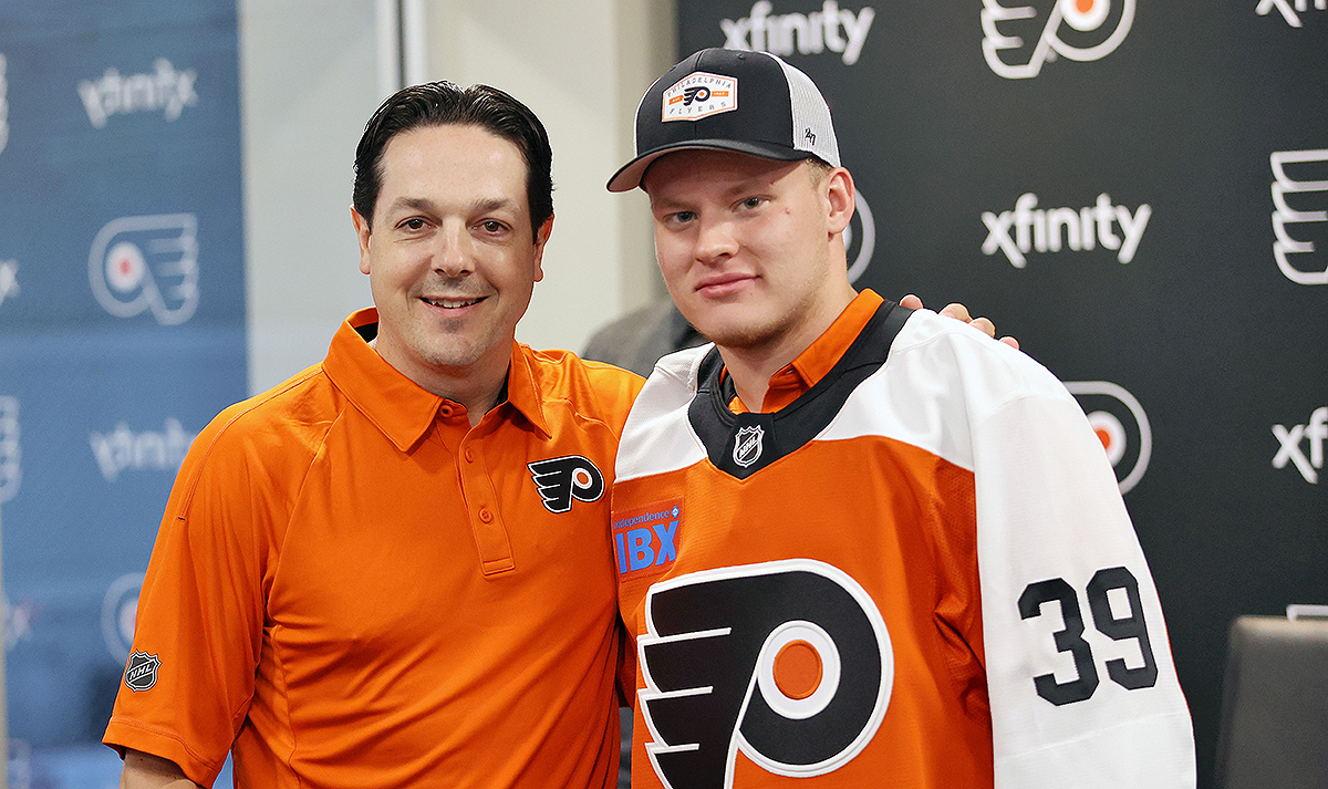 Who will Flyers have as Matvei Michkov's center: Sean Couturier or Morgan  Frost? – NBC Sports Philadelphia