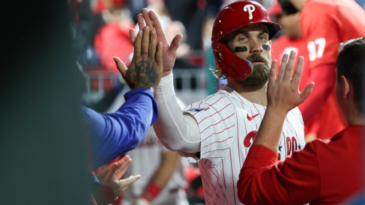 Phillies win first NL East title since 2011 with longballs and a Nola gem – NBC Sports Philadelphia