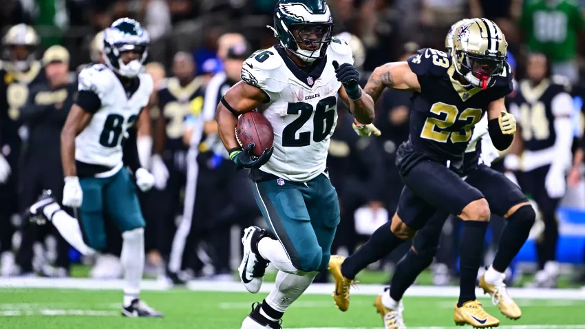 NEW ORLEANS, LOUISIANA – SEPTEMBER 22: Saquon Barkley #26 of the Philadelphia Eagles runs for a touchdown against the New Orleans Saints during the fourth quarter at Caesars Superdome on September 22, 2024 in New Orleans, Louisiana. (Photo by Gus Stark/Getty Images)