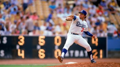 Legendary Los Angeles Dodger pitcher Fernando Valenzuela dies at 63