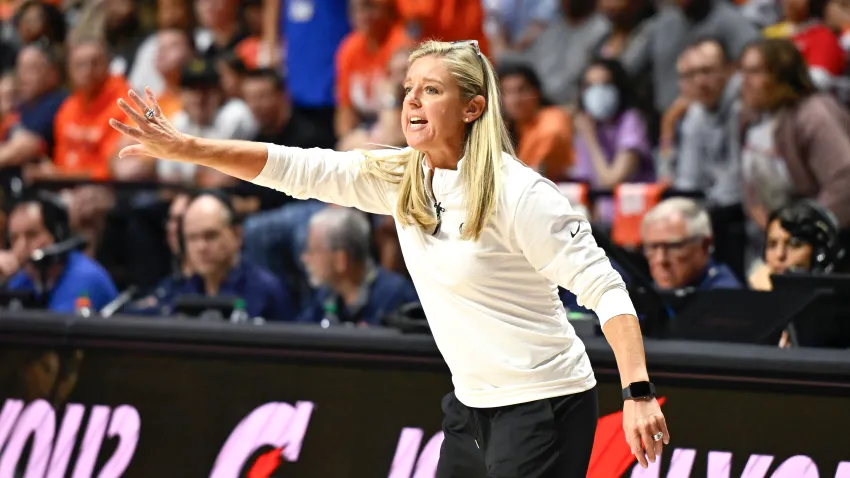 UNCASVILLE, CT – SEPTEMBER 22: Head Coach Christie Sides of the Indiana Fever calls a play during the game against the Connecticut Sun during round one game one of the 2024 WNBA Playoffs on September 22, 2024 at the Mohegan Sun Arena in Uncasville, Connecticut. NOTE TO USER: User expressly acknowledges and agrees that, by downloading and or using this photograph, User is consenting to the terms and conditions of the Getty Images License Agreement. Mandatory Copyright Notice: Copyright 2024 NBAE (Photo by David Dow/NBAE via Getty Images)