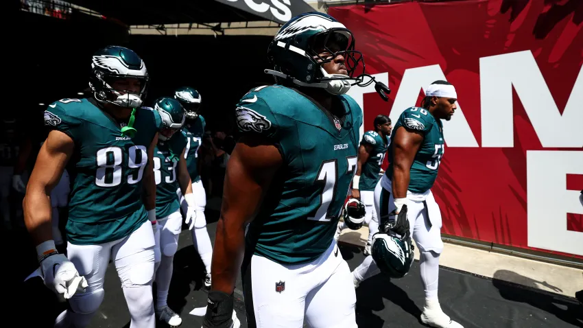 TAMPA, FL – SEPTEMBER 29: Nakobe Dean #17 of the Philadelphia Eagles walks onto the field prior to an NFL football game against the Tampa Bay Buccaneers at Raymond James Stadium on September 29, 2024 in Tampa, Florida. (Photo by Kevin Sabitus/Getty Images)