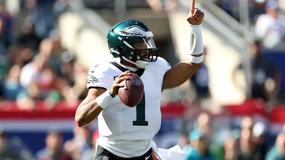 EAST RUTHERFORD, NEW JERSEY – OCTOBER 20: Jalen Hurts #1 of the Philadelphia Eagles in action against the New York Giants at MetLife Stadium on October 20, 2024 in East Rutherford, New Jersey. (Photo by Luke Hales/Getty Images)