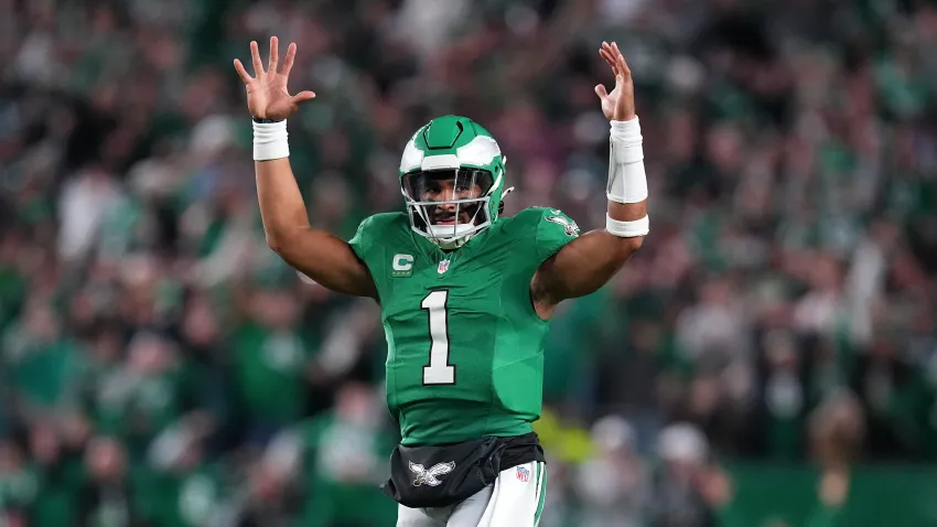 PHILADELPHIA, PENNSYLVANIA – NOVEMBER 3: Jalen Hurts #1 of the Philadelphia Eagles reacts against the Jacksonville Jaguars at Lincoln Financial Field on November 3, 2024 in Philadelphia, Pennsylvania. (Photo by Mitchell Leff/Getty Images)