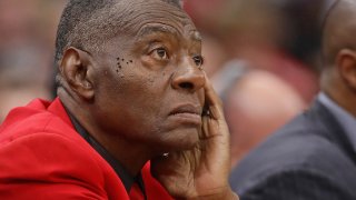 CHICAGO, IL – NOVEMBER 10: Former Chicago Bull player Bob Love watches as the Bulls take on the Indiana Pacers at the United Center on November 10, 2017 in Chicago, Illinois. The Pacers defeated the Bulls 105-87. NOTE TO USER: User expressly acknowledges and agrees that, by downloading and or using this photograph, User is consenting to the terms and conditions of the Getty Images License Agreement. (Photo by Jonathan Daniel/Getty Images)