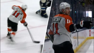 Travis Konecny's power play laser puts the Flyers up 3-0