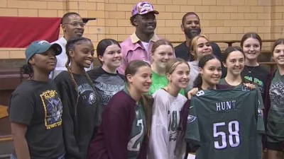 ‘How I was raised': Eagles rookie helps Philly high school girl's basketball team