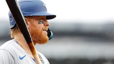 5 things to know about Justin Turner