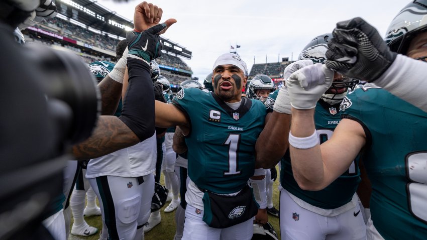 PHILADELPHIA, PENNSYLVANIA – JANUARY 26: Jalen Hurts #1 of the Philadelphia Eagles leads the huddle  before the games against Washington Commanders at Lincoln Financial Field on January 26, 2025 in Philadelphia, Pennsylvania. The Eagles beat the Commanders 55-23. (Photo by Lauren Leigh Bacho/Getty Images)