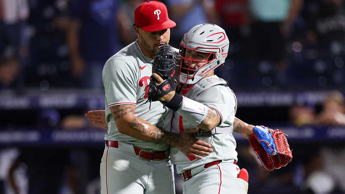 Phils won&#39;t keep shifting Walker back and forth, intrigued by what they&#39;ve seen in relief