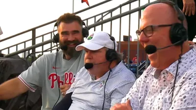 Jason Kelce dons Kruk jersey during 3rd-inning visit with Phillies broadcast crew