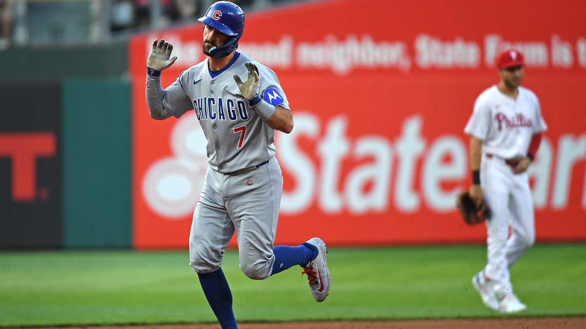 Cubs' enviable offense beats up on Abel and Phillies' bullpen in loss