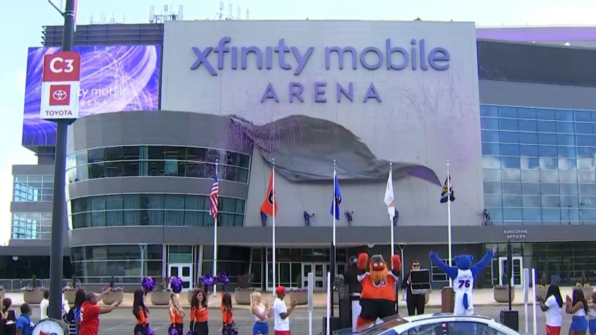 Watch Comcast officially introduces Xfinity Mobile Arena – NBC Sports ...