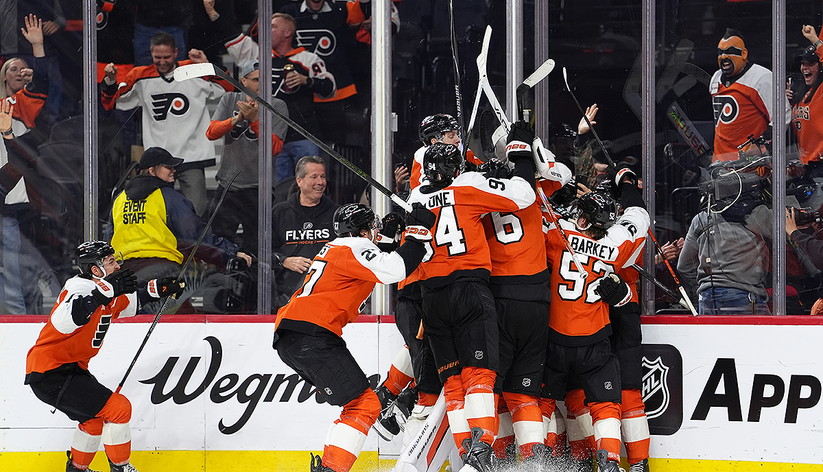 Flyers Finish Off Penguins With Thrilling OT Win Head To Second Round USA Flyers Celebrate Playoff Win 