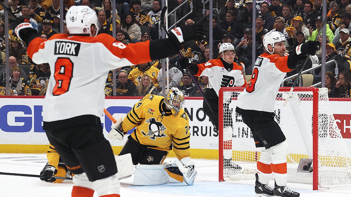Flyers rip off two road wins to open playoffs, put Penguins on their heels