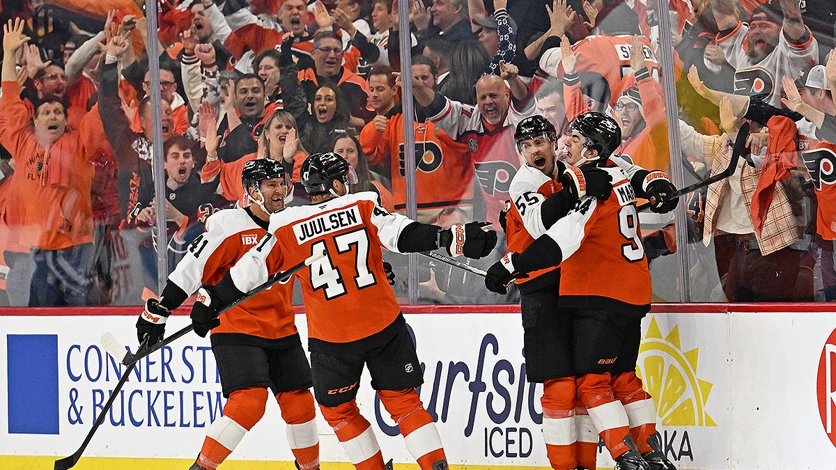 Playoffs return to Philly with a bang as Flyers take stranglehold of Penguins