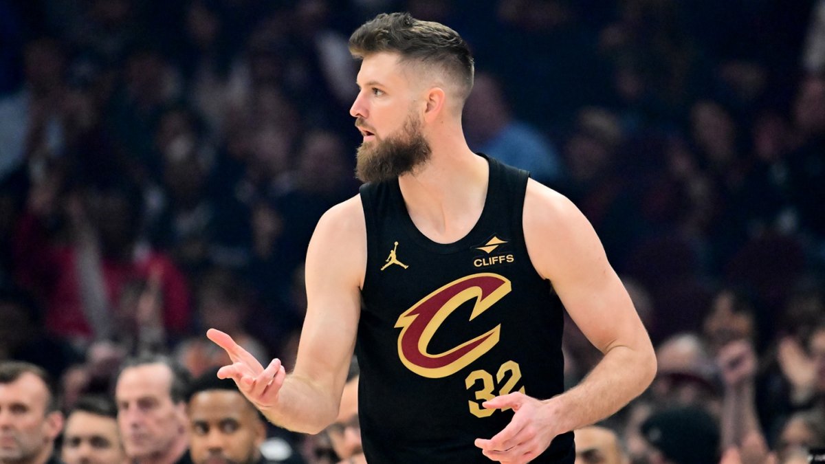 Οι Sixers συμφωνούν να συνεργαστούν με τον επιθετικό Dean Wade κατά την έναρξη του free Agency