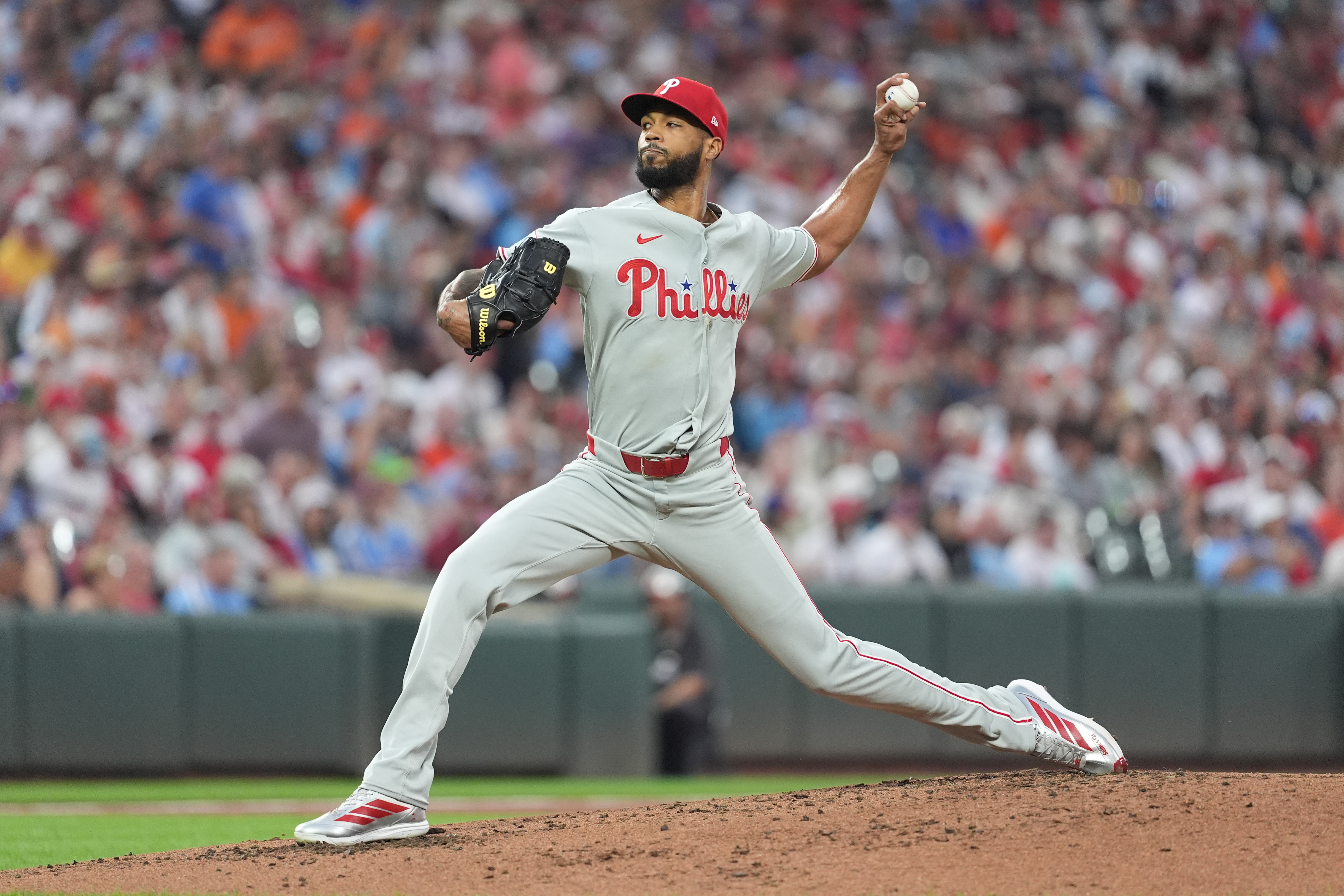 Phillies' offense comes up small behind Cristopher Sanchez