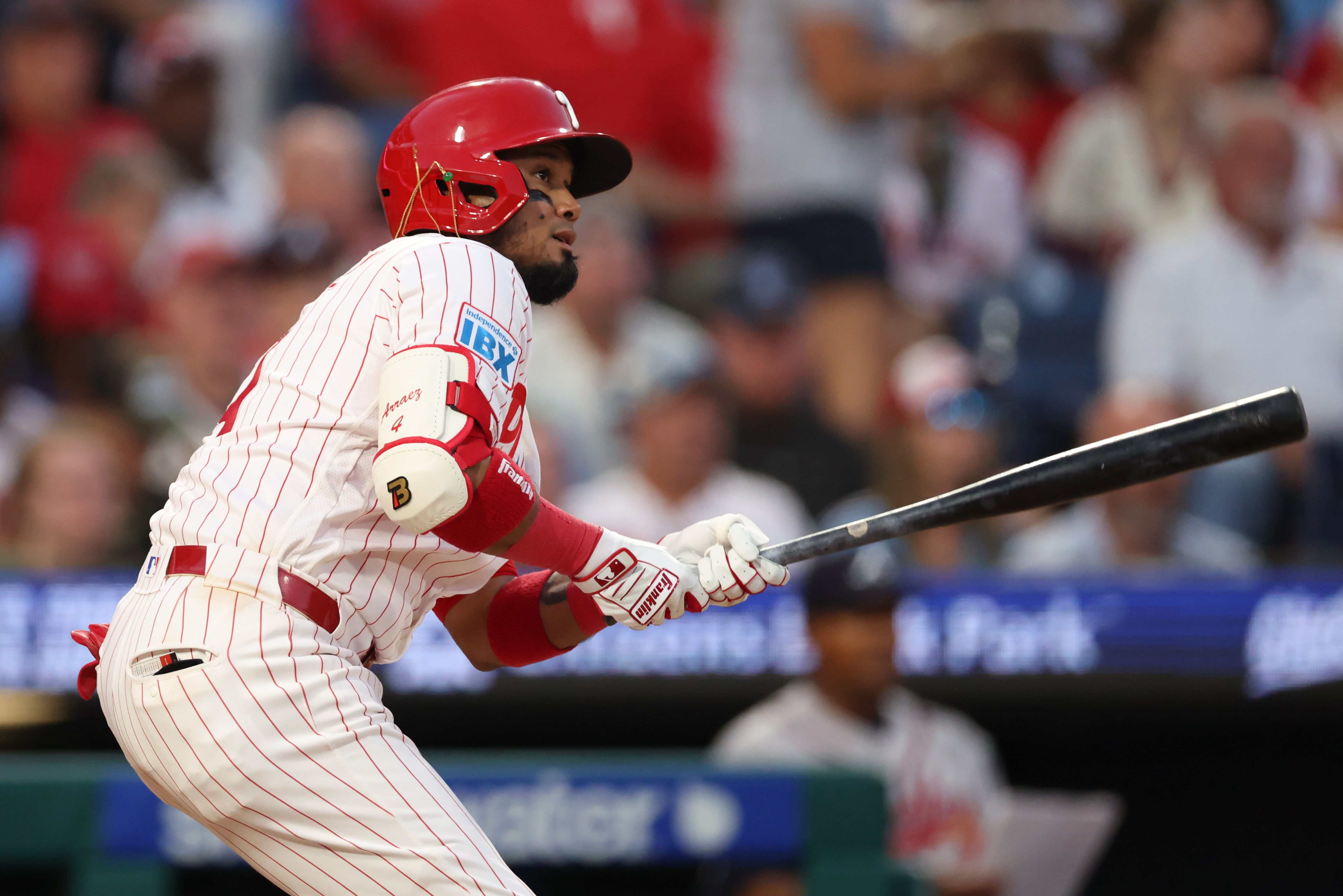 Phillies' Luis Arraez leaves game, suffers left ankle sprain