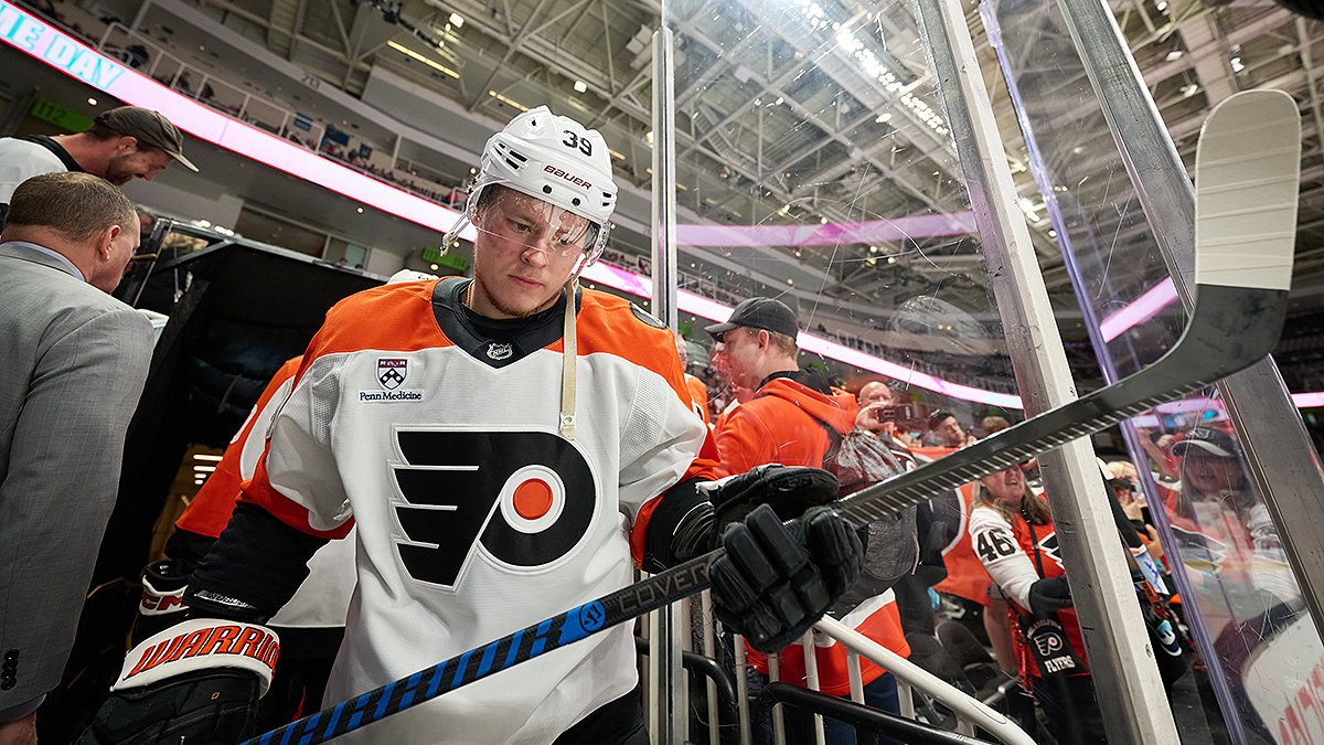 Pronger says in-shape Michkov will ‘earn the opportunities' from Tocchet