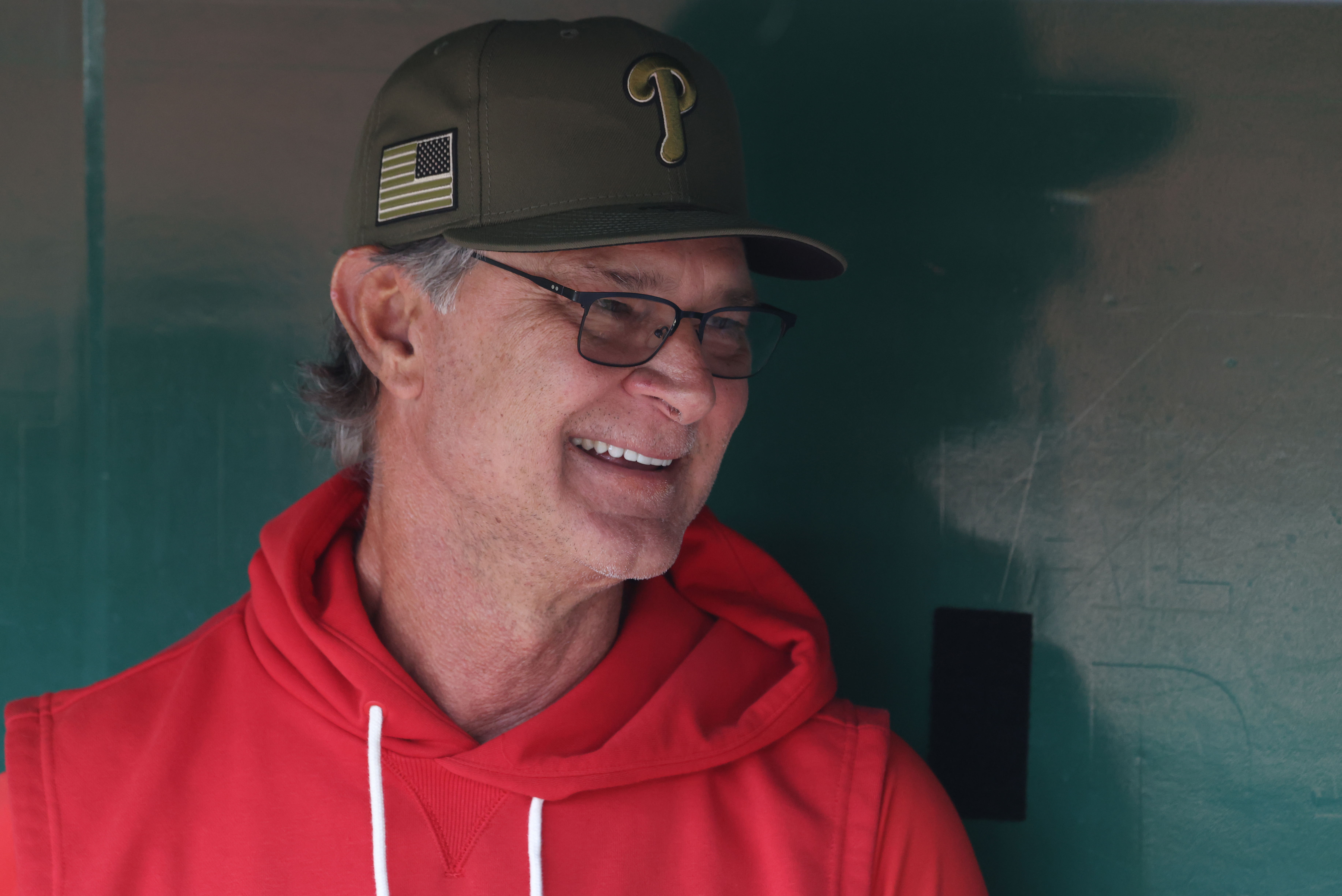 Don's back: Mattingly to stay as Phillies manager on two-year deal