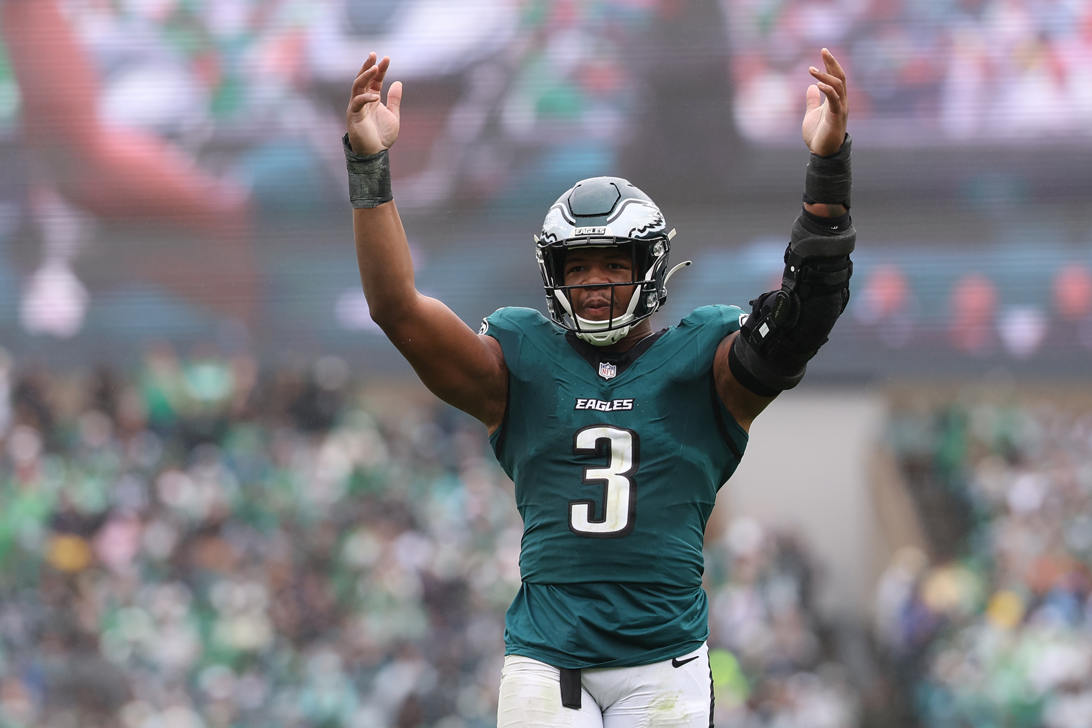 Eagles OLB Nolan Smith ruled out vs. Panthers with concussion