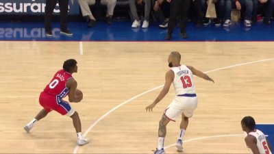 Sixers-Knicks: Joel Embiid hustle play leads to Tyrese Maxey step-back 3 –  NBC Sports Philadelphia