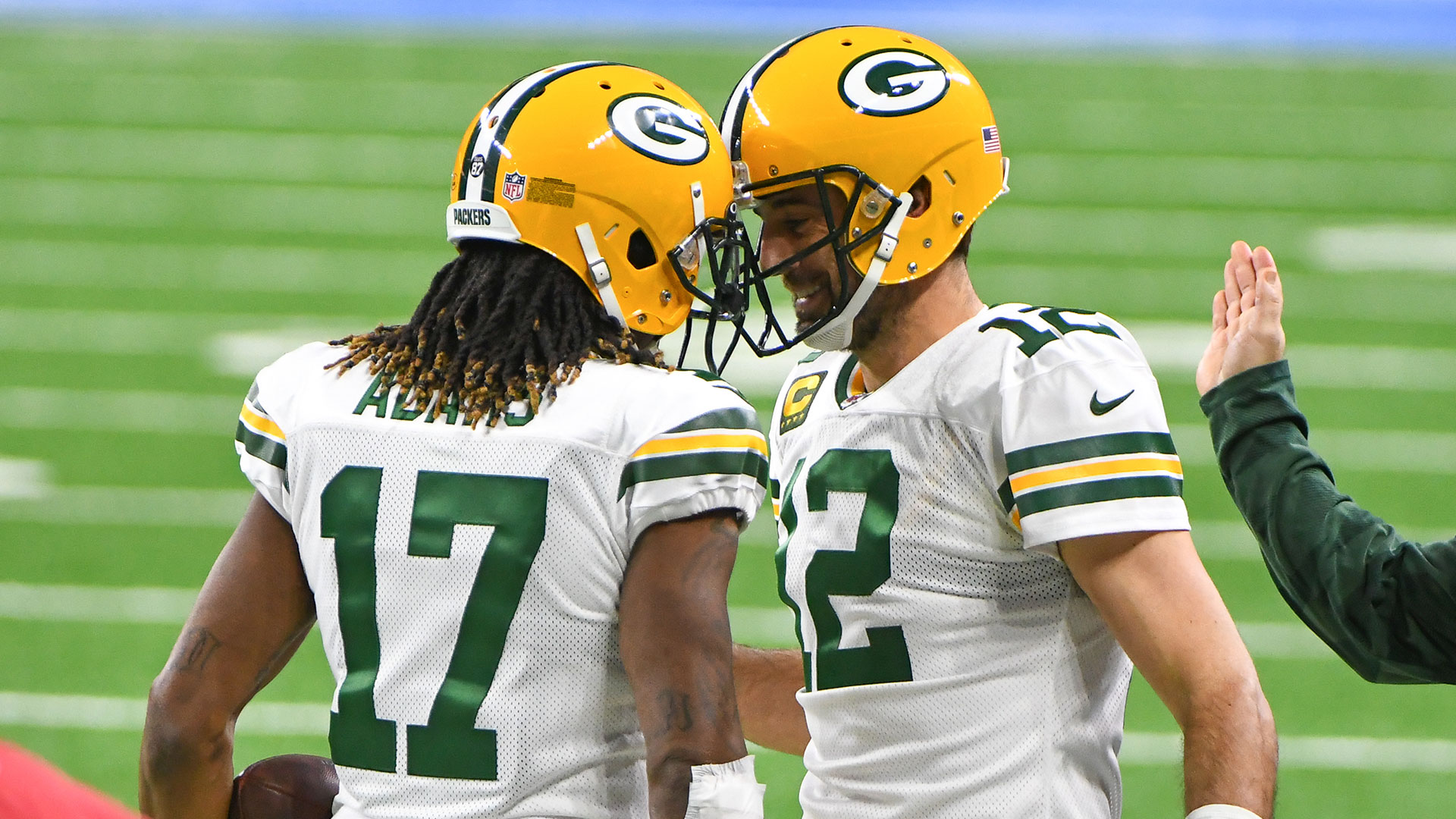 Davante Adams shares his thoughts on Aaron Rodgers injury - Sactown Sports